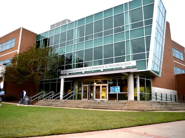 Synovus Center of Commerce and Technology building on CSU's main campus