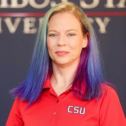 headshot of Amanda Adams
