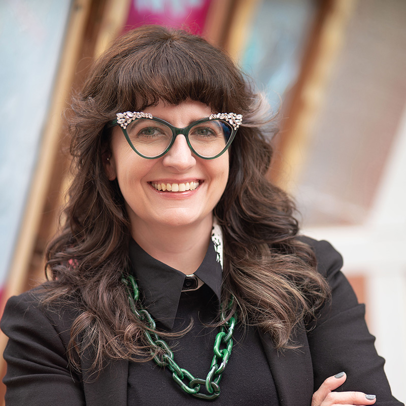 headshot of Samantha Miller Gurski