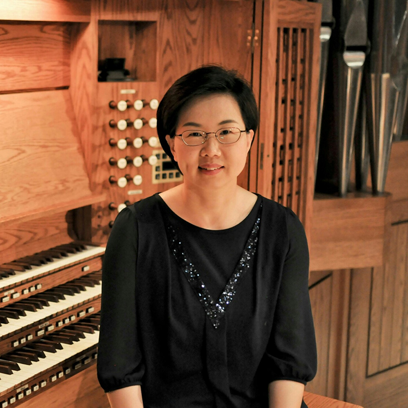 headshot of Aesook Moon