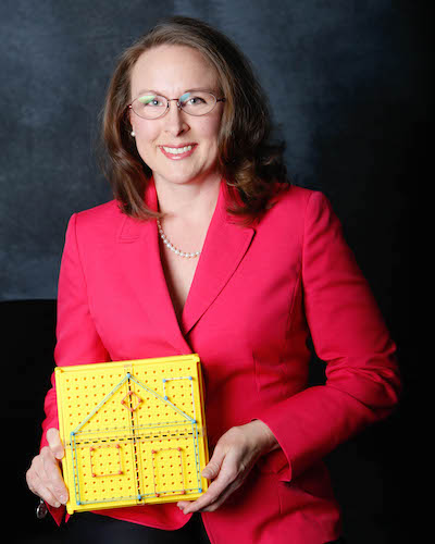 headshot of Dr. Jennifer Brown