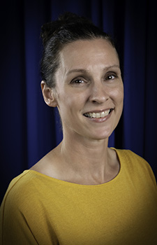 headshot of Dr. Jennifer Vanslander