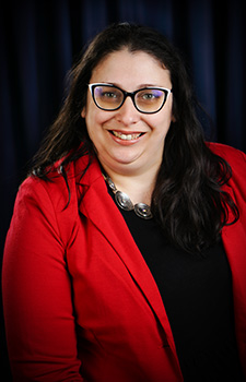 headshot of Dr. Reba Wissner